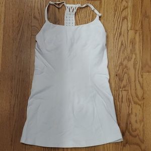 White lululemon tank
